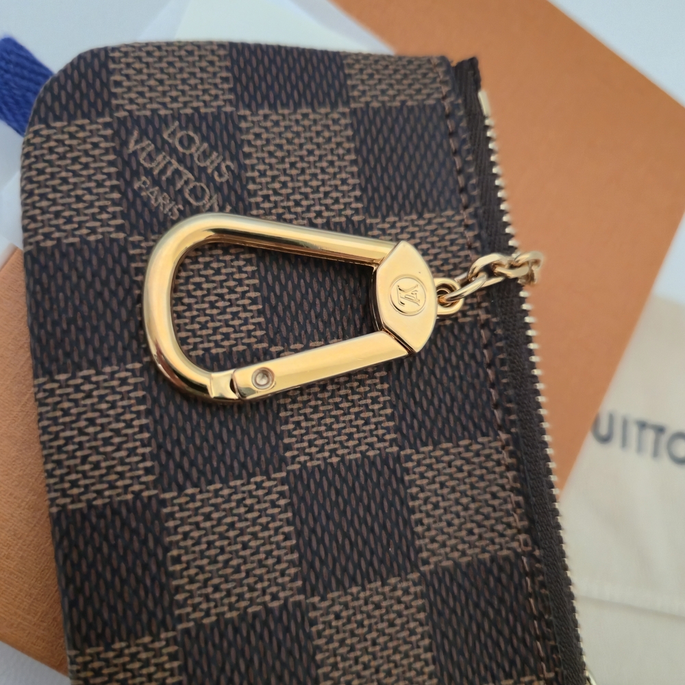 Louis Vuitton Damier Ebene Key Pouch - Picture 5 of 6